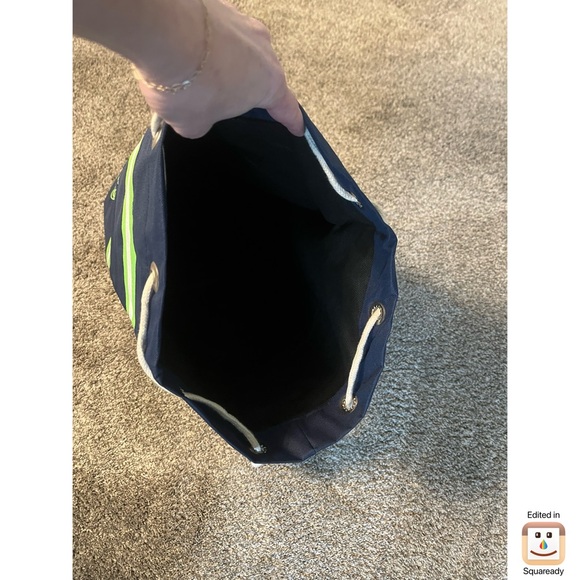 Seattle Seahawks Drawstring Bag / Backpack - Picture 5 of 5